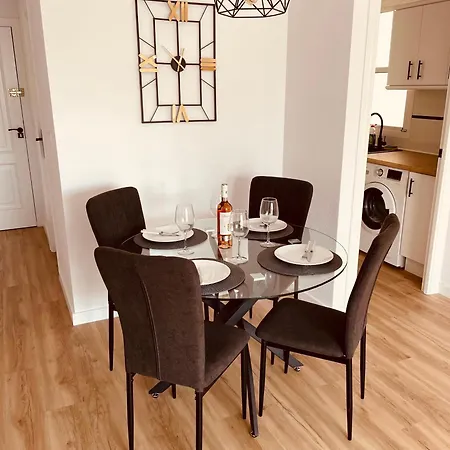 Galeon Centrum # Basen, Parking Апартаменты Торевьиа